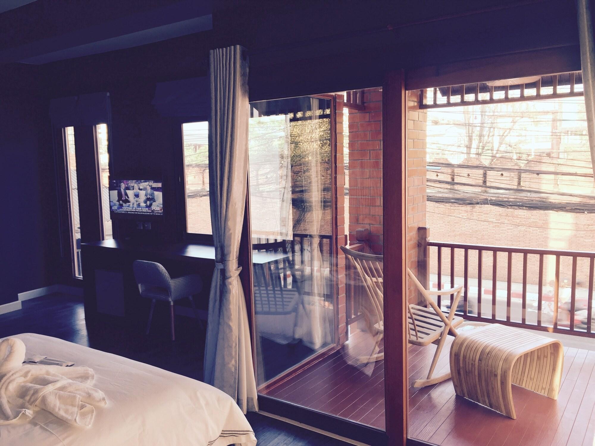 Joyful Thai Boutique Hotel Chiang Mai Exterior foto